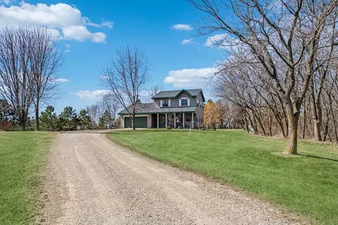 706 159th St, Hammond, WI 54023