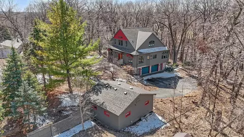 2486 Hemlock Ln N, Plymouth, MN 55441