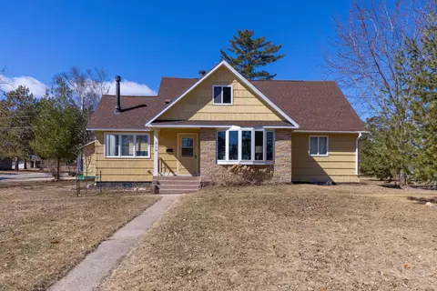 717 SW 5th Ave, Grand Rapids, MN 55744