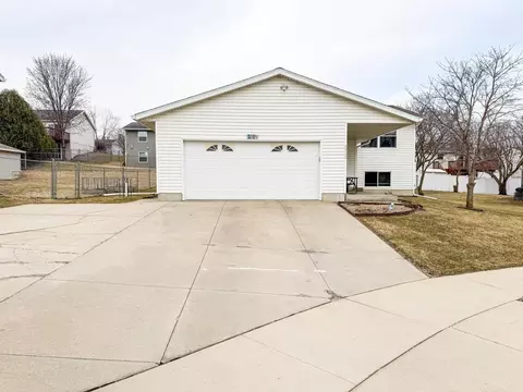 4912 Opal Ln NW, Rochester, MN 55901
