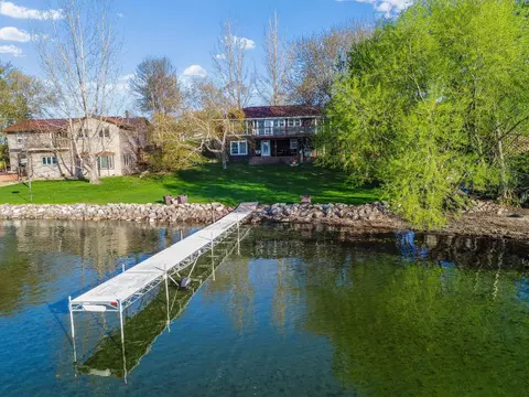 19054 N Ridge Dr, Glenwood, MN 56334