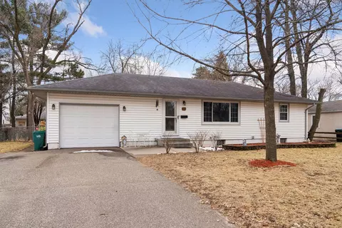 1016 Cross St, Anoka, MN 55303