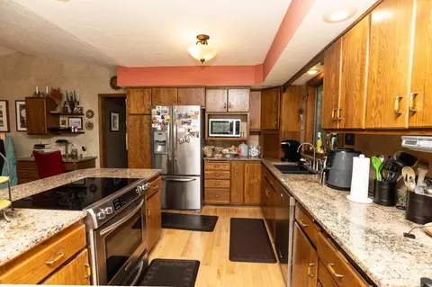 Kitchen - 5290 Lawler Beach Rd, Willmar, MN 56201 photo 1 of 5