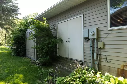 Exterior - 5290 Lawler Beach Rd, Willmar, MN 56201 photo 12 of 14