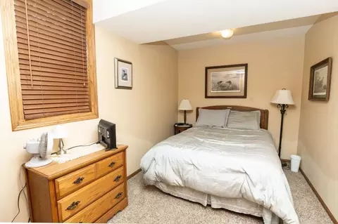 Bedroom - 5290 Lawler Beach Rd, Willmar, MN 56201 photo 3 of 5