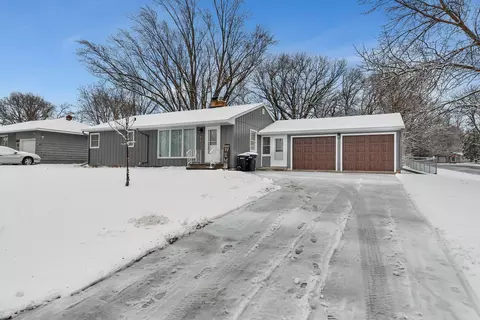 415 8th St SE, Little Falls, MN 56345