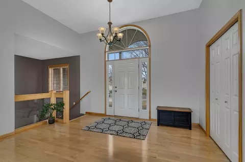Entry Way - 7124 Rolling View Dr, Saint Cloud, MN 56303 photo 1 of 3