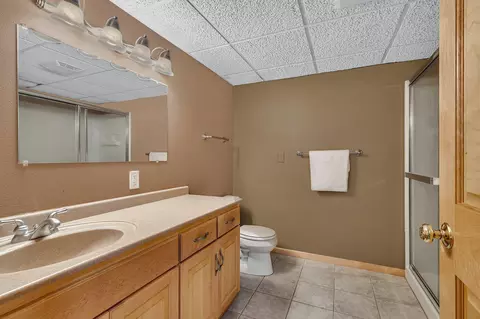Bath - 7124 Rolling View Dr, Saint Cloud, MN 56303 photo 3 of 3