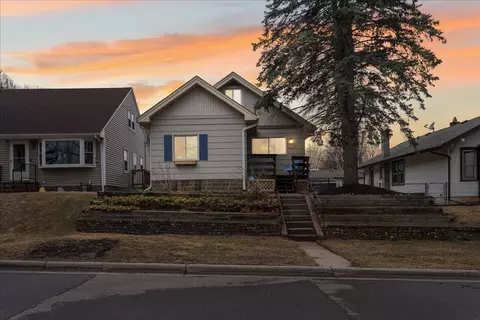 210 15th Ave S, South Saint Paul, MN 55075