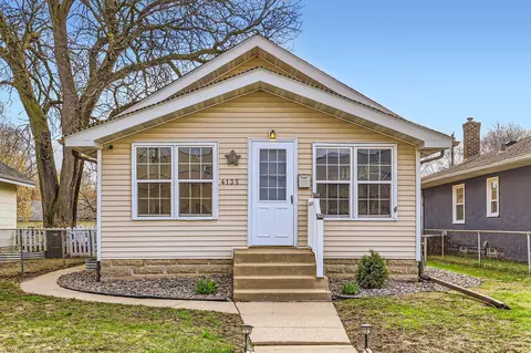 4135 4th St NE, Columbia Heights, MN 55421