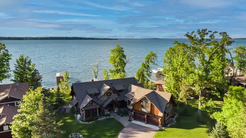 1156 Green Gables Rd, East Gull Lake, MN 56401