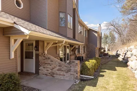 12635 Sherwood Pl, Minnetonka, MN 55305