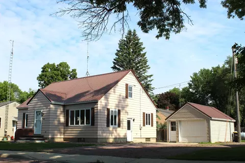 Exterior - 404 1st St, Ormsby, MN 56162 photo 2 of 8