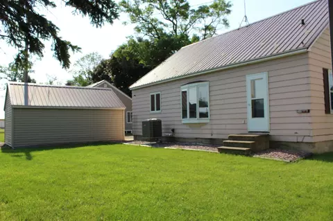 Exterior - 404 1st St, Ormsby, MN 56162 photo 5 of 8