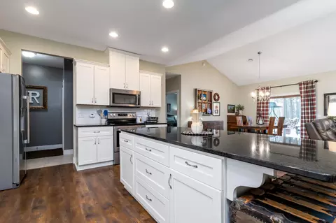 Kitchen - 3693 Sanctuary Ct, Brainerd, MN 56401 photo 2 of 5