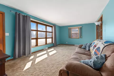 Living - 1118 S 6th St, Brainerd, MN 56401 photo 4 of 4