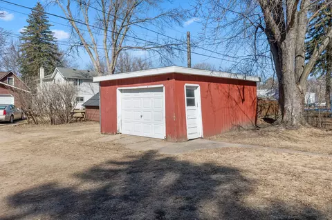 Exterior - 1118 S 6th St, Brainerd, MN 56401 photo 8 of 9