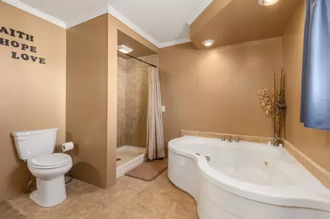 Bath - 1118 S 6th St, Brainerd, MN 56401 photo 1 of 2