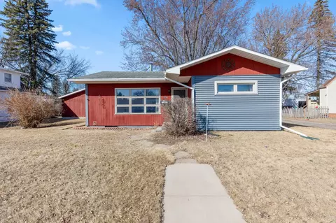 1118 S 6th St, Brainerd, MN 56401