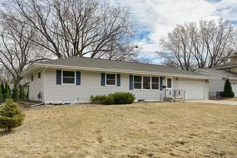 3530 Xylon Ave N, New Hope, MN 55427