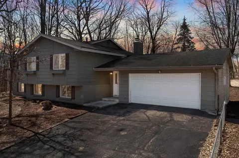 4085 Oak St, Orono, MN 55356