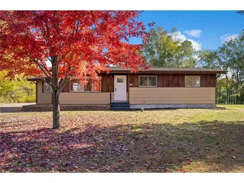 2720 Main St S, Cambridge, MN 55008