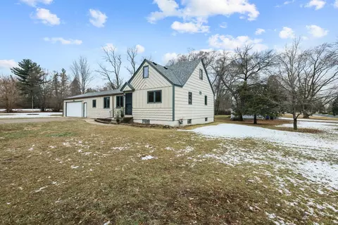 7234 E River Rd, Fridley, MN 55432