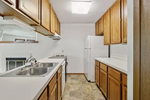 Kitchen - 3635 Saint Francis Way #B, Eagan, MN 55123 photo 2 of 3