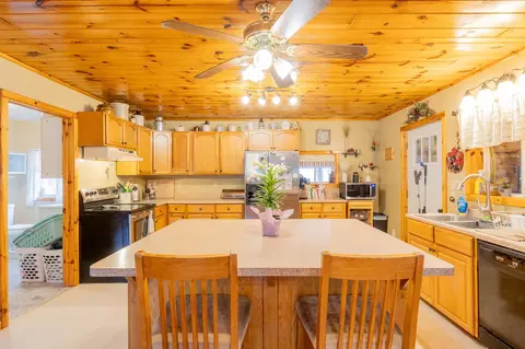 Kitchen - 37262 County 39, Laporte, MN 56461 photo 2 of 6
