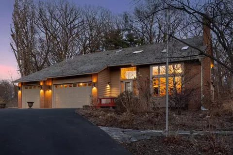 4651 Wild Canyon Trl, Woodbury, MN 55129