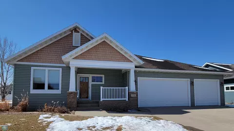 3781 Norman Ct S, Fargo, ND 58104