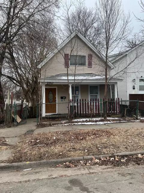 290 Stinson St, Saint Paul, MN 55117