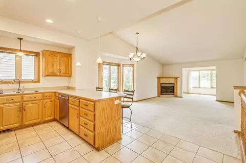 5259 Pathways Ave, White Bear Lake, MN 55110 photo 6