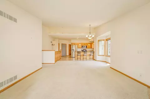5259 Pathways Ave, White Bear Lake, MN 55110 photo 8