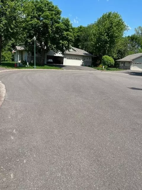 5259 Pathways Ave, White Bear Lake, MN 55110 photo 34