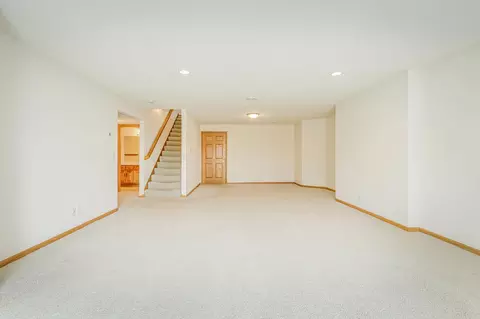 5259 Pathways Ave, White Bear Lake, MN 55110 photo 11