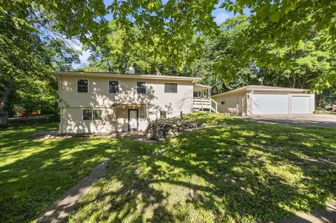 2505 Nathan Ln N, Minneapolis, MN 55441