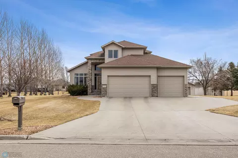 3665 N Sedona Ct, West Fargo, ND 58078