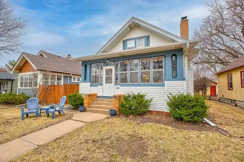 436 Saratoga St S, Saint Paul, MN 55105