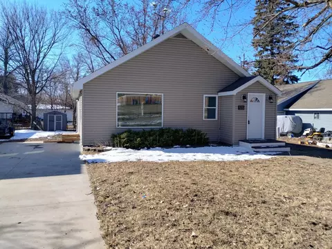 515 2nd St SE, Elbow Lake, MN 56531