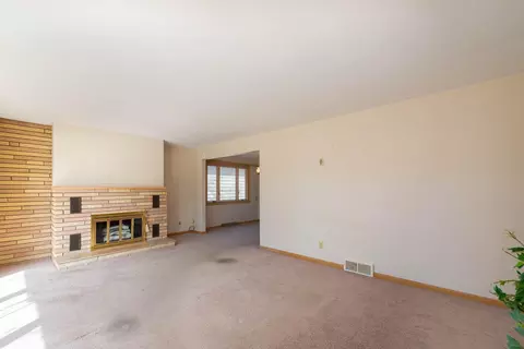 312 7th Ave NW, Waseca, MN 56093 photo 2
