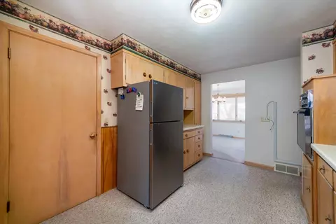 312 7th Ave NW, Waseca, MN 56093 photo 6