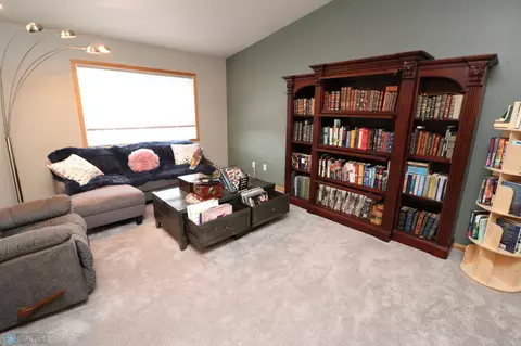 3396 Maple Leaf Loop S, Fargo, ND 58104 photo 4