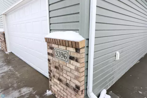 3396 Maple Leaf Loop S, Fargo, ND 58104 photo 3