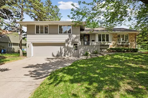 7409 W Shore Dr, Edina, MN 55435