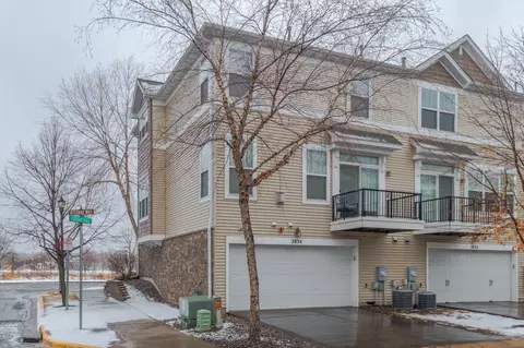 3834 5th St NE, Columbia Heights, MN 55421