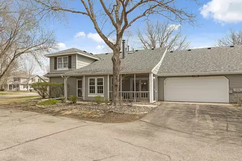 7780 Glenda Ct, Apple Valley, MN 55124
