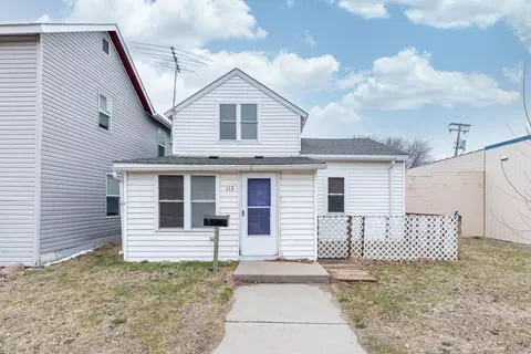 113 Main St E, Waterville, MN 56096
