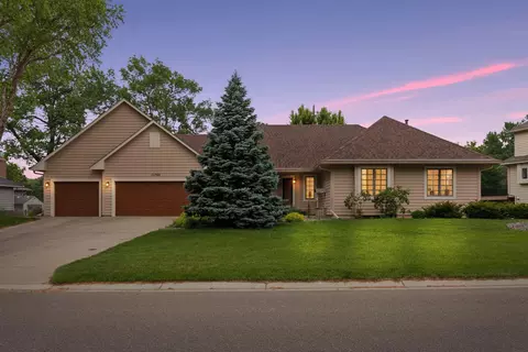 11765 177th St W, Lakeville, MN 55044