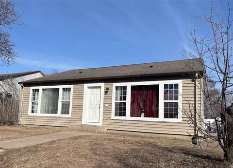 3838 Regent Ave N, Robbinsdale, MN 55422